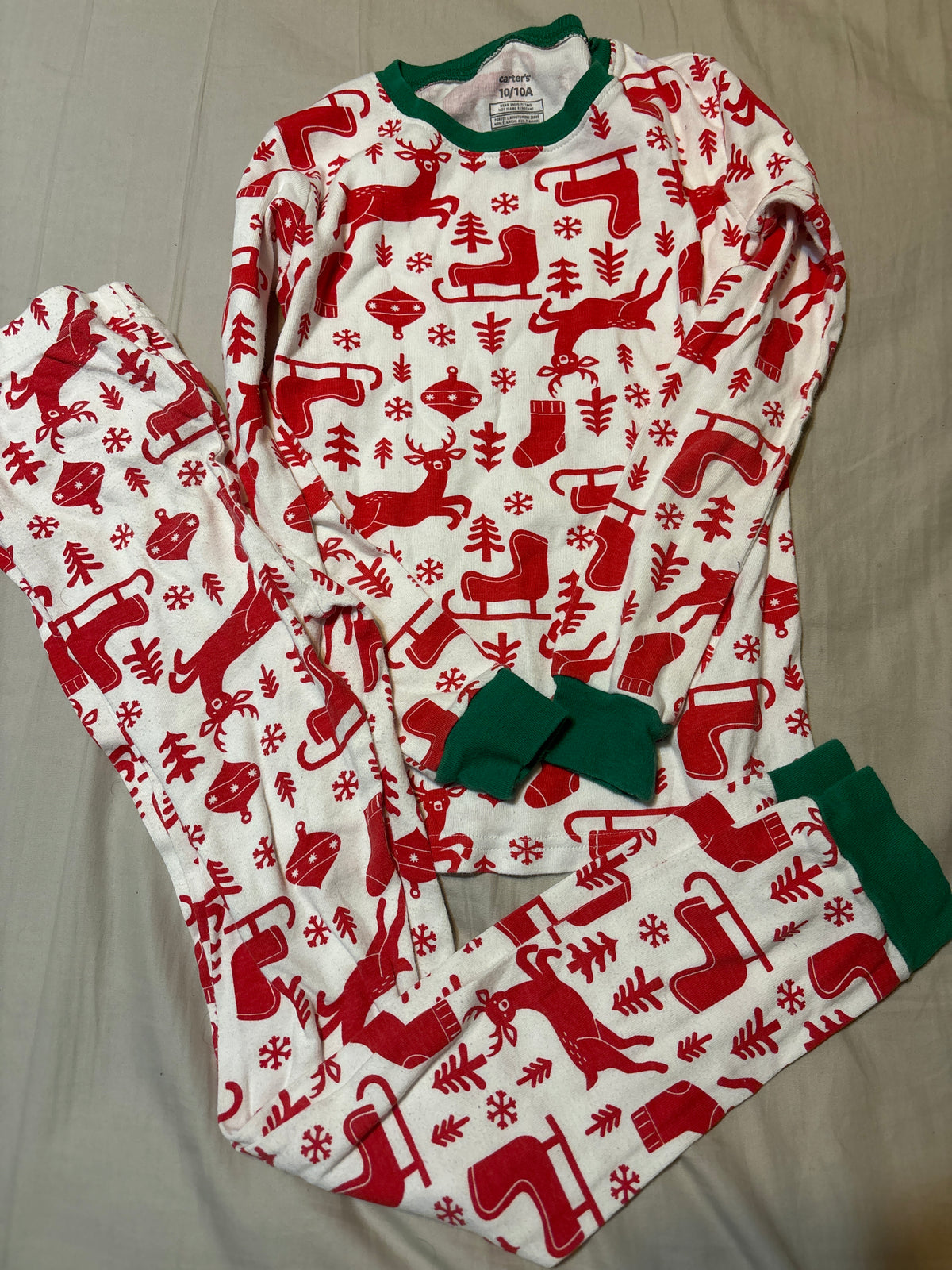 Christmas pjs Carters snug fit - size Youth - 10 (L)
