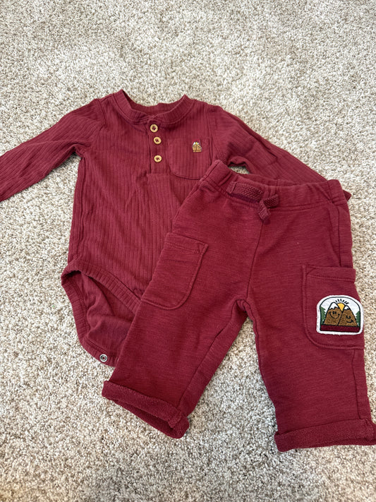 Winter outfit GUC - size Month - 3-6 / 6M
