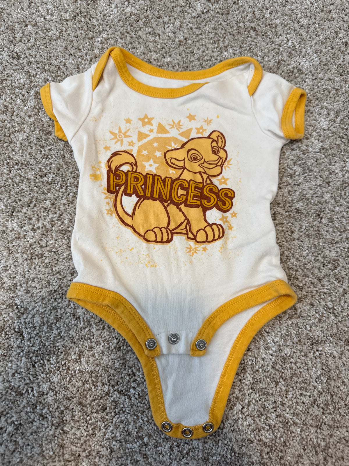 Disney world onesie Lion king GUC - size Month - 3-6 / 6M