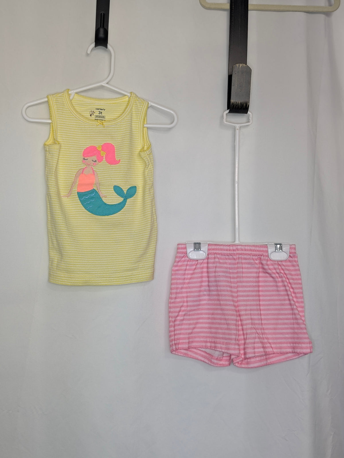 EUC Carter 2pc pj, tank w/yellow&white stripes, - size Toddler - 3T