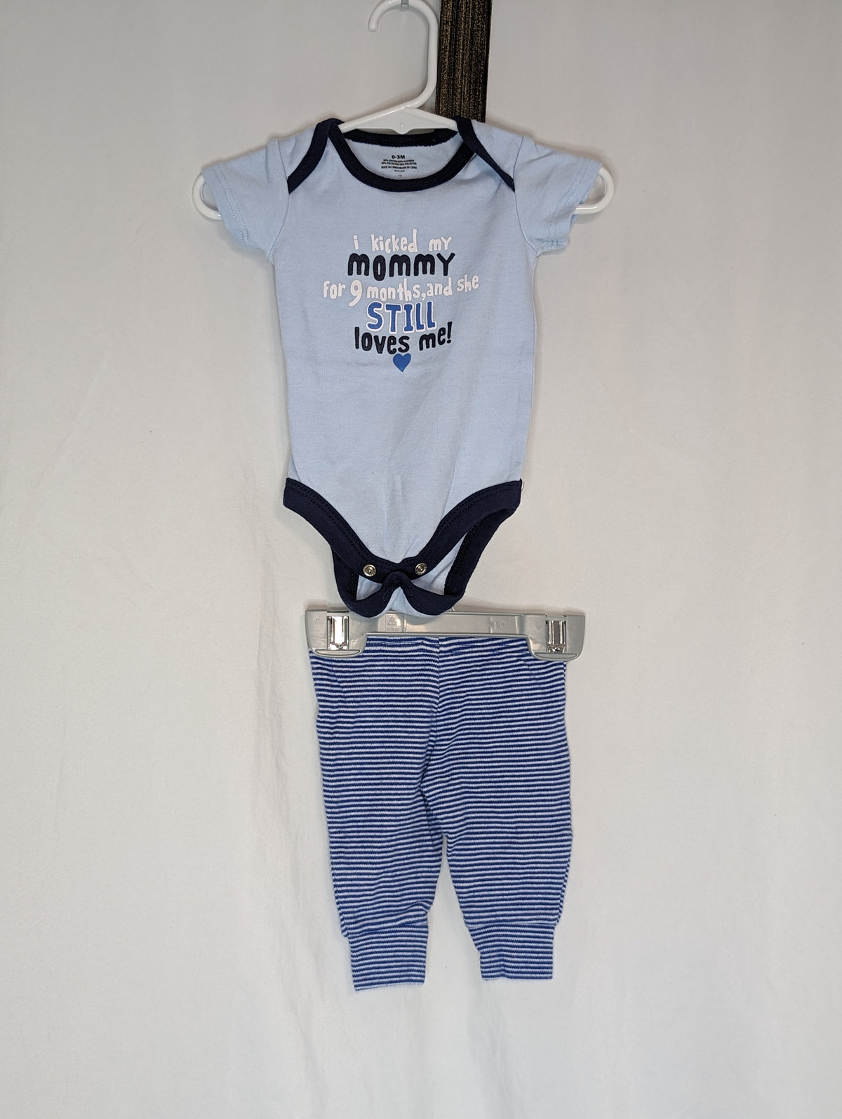 EUC 2pc, blue/white striped pants, lt blue - size Month - 0-3 / 3M