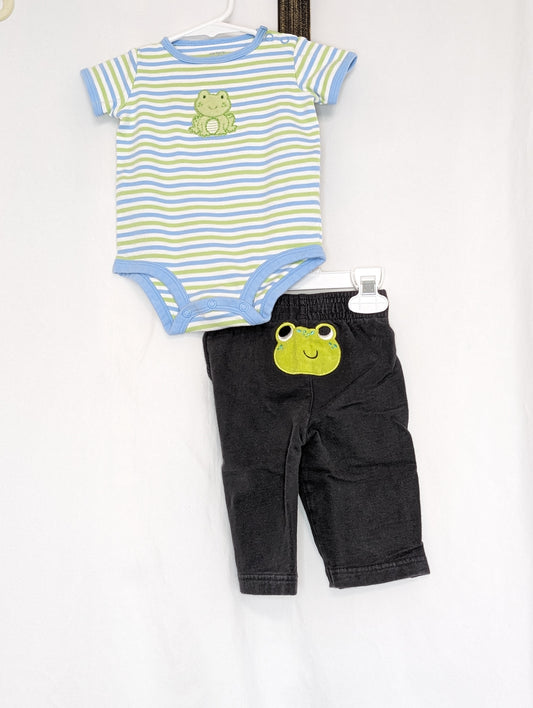GUC 2pc frog set, black pants w/frog on butt, - size Month - 3-6 / 6M