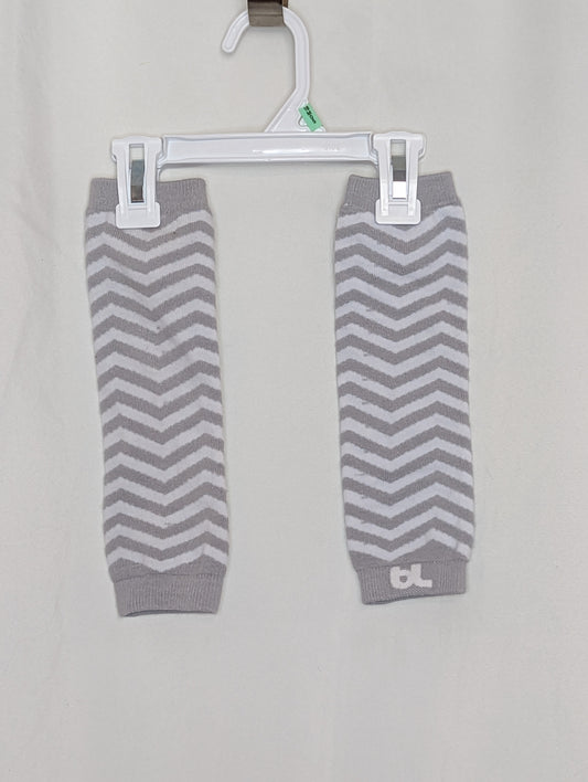 EUC legwarmers, Fits 6M- 3T, grey & white chevron