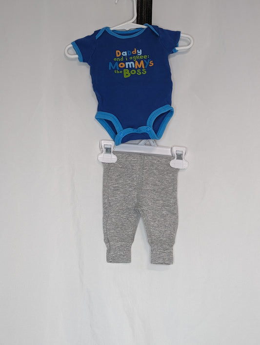 VGUC 2pc, grey pants, s/s blue onesie Daddy - size Month - Newborn