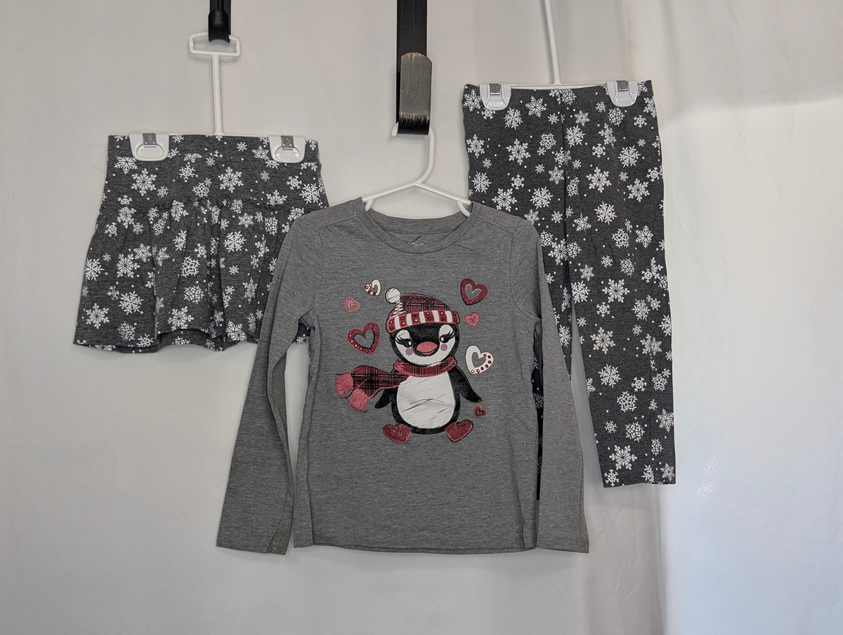 EUC 3pc, l/s grey tee w/ penquin & hearts, dark - size Youth - 4 (XS)