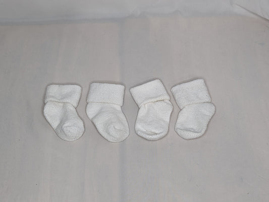 EUC 2pr soft white cuff socks, 3-12 months