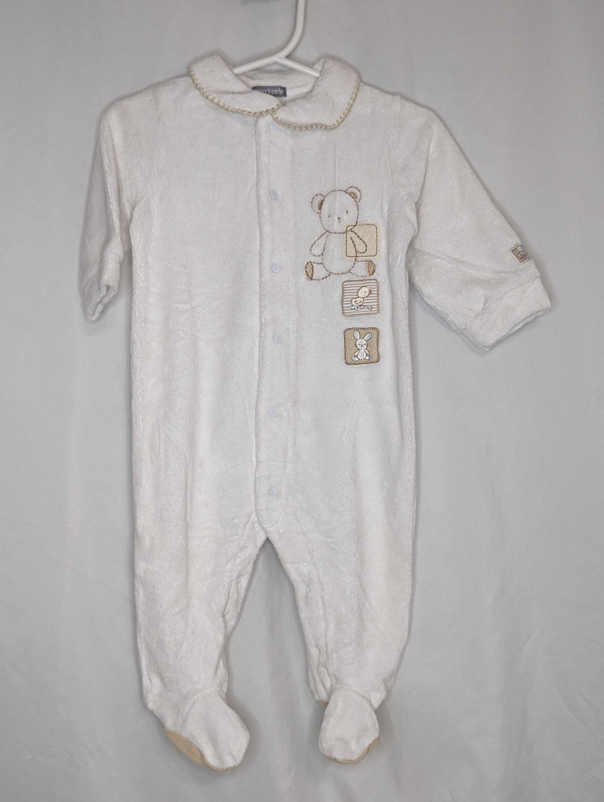VGUC Carter sleep & play white terry w/ collar, - size Month - 6-9 / 9M