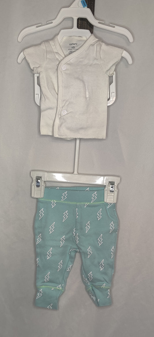 VGUC 2pc, white snap shirt & lt blue pants w/ - size Month - Newborn