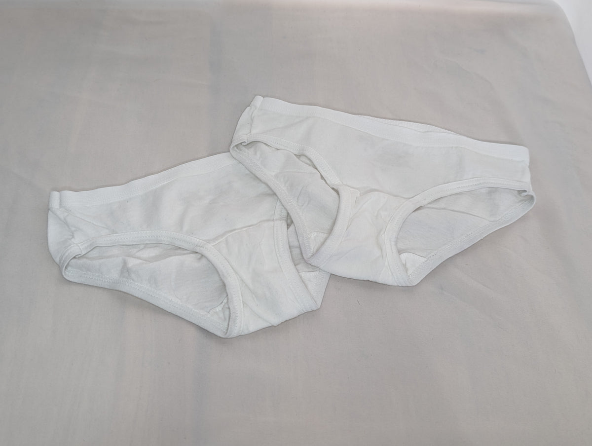 NEW FotLoom 2pr white bikini brief undies, sz8 - size Youth - 8 (M)