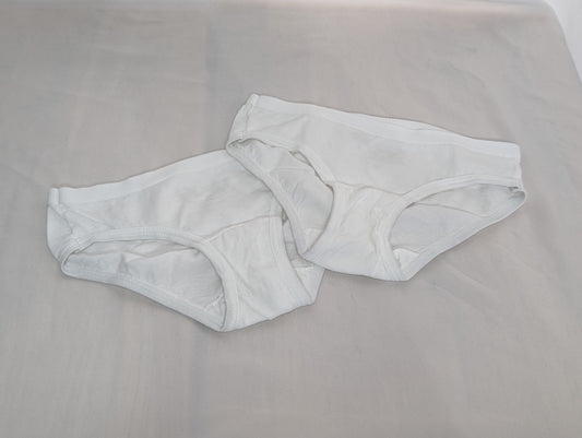 NEW FotLoom 2pr white bikini brief undies, sz8 - size Youth - 8 (M)