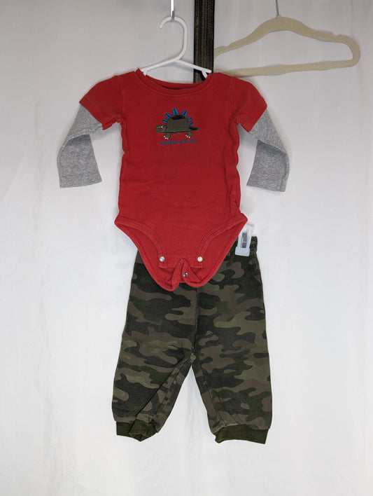 VGUC Carter 2pc l/s red onesie w/ dino, camo - size Month - 9-12 / 12M