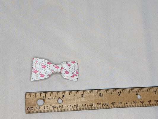 EUC Flamingo bow on alligator clip, leather