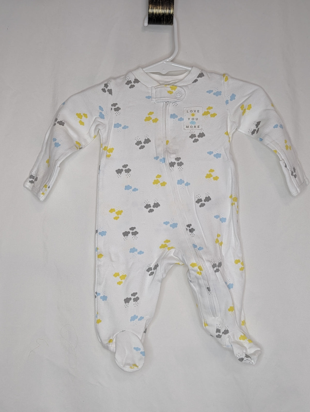 EUC Carter cotton full zip sleep & play, white - size Month - Newborn