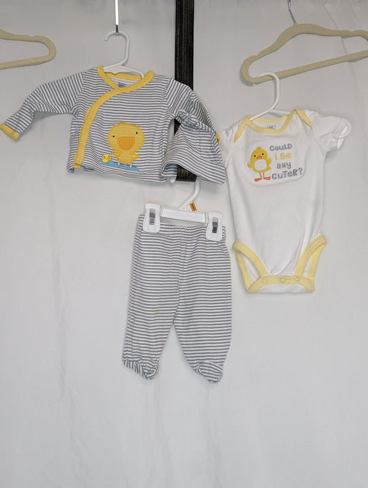GUC 4pc duck set, l/s snap shirt, hat, footie - size Month - Newborn