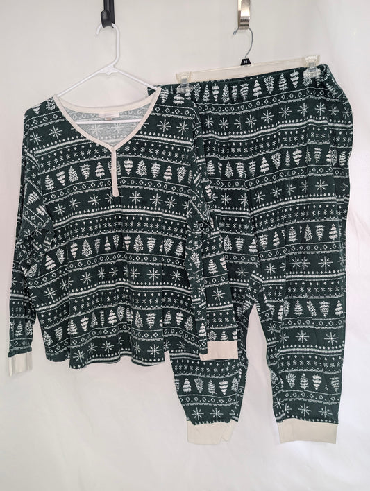 VGUC 2pc l/s pj set, dk green w/ white tree/snow - size Women - 2X (20/22W)