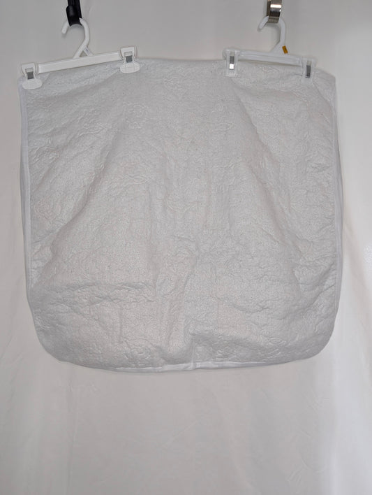 VGUC waterproof crib mattress pad - size Bedding - Crib