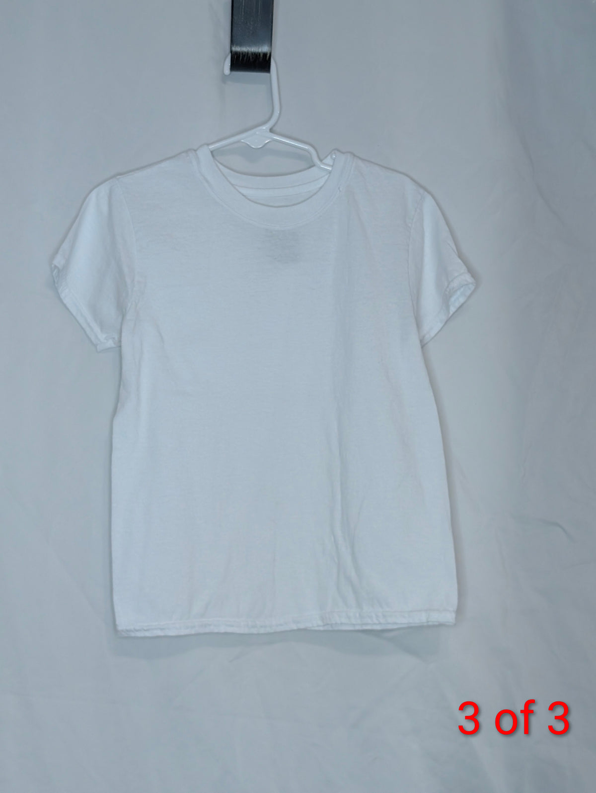 EUC Hanes s/s white undershirt - size Youth - 5 (XS)