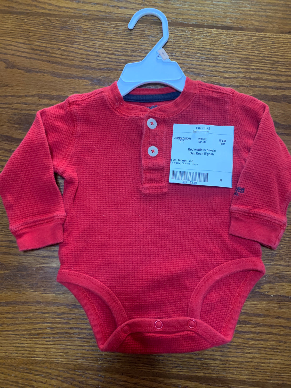 Red waffle ls onesie Osh Kosh B'gosh - size Month - 3-6 / 6M