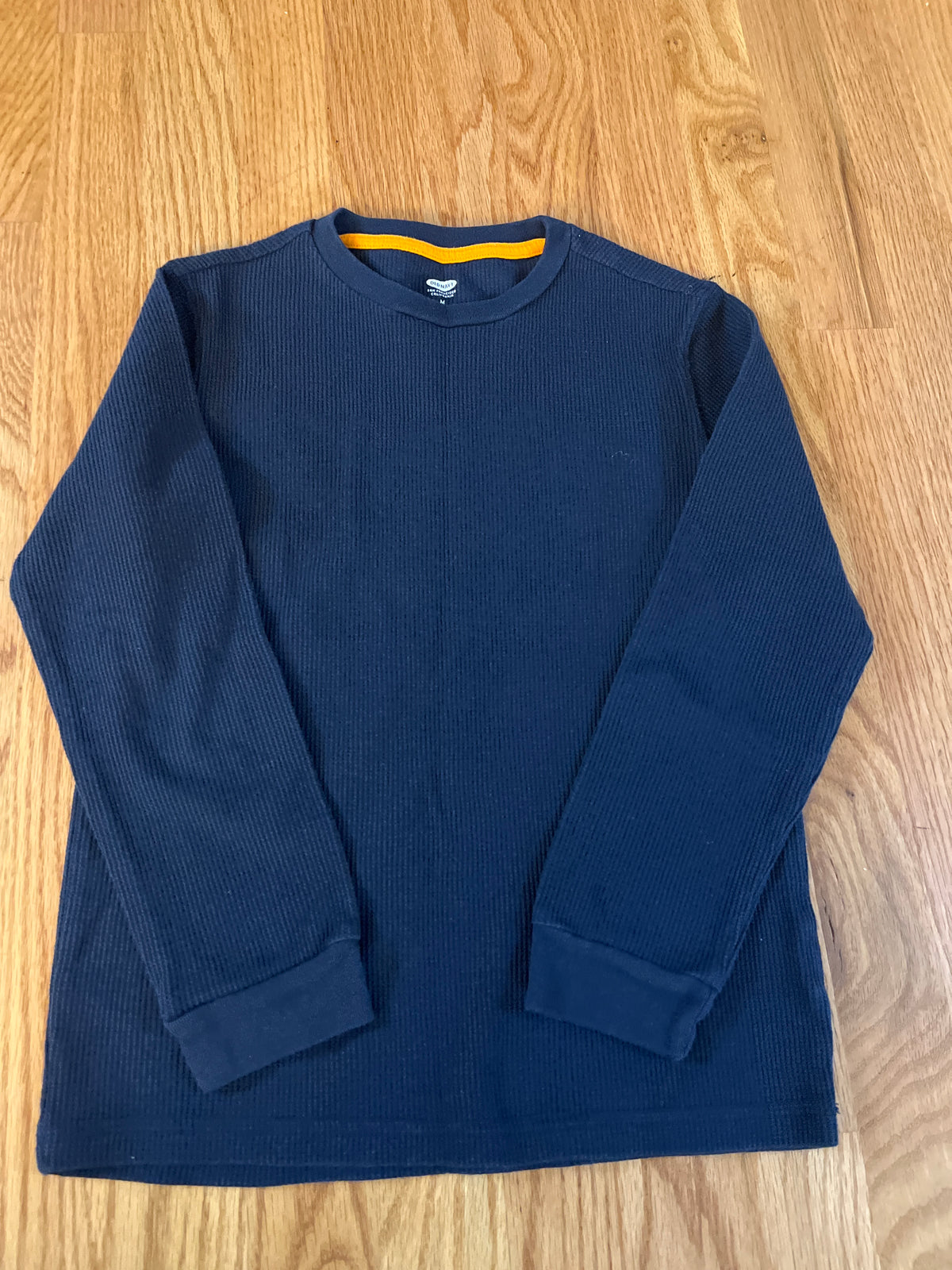 Navy waffle ls shirt Old Navy - size Youth - 8 (M)
