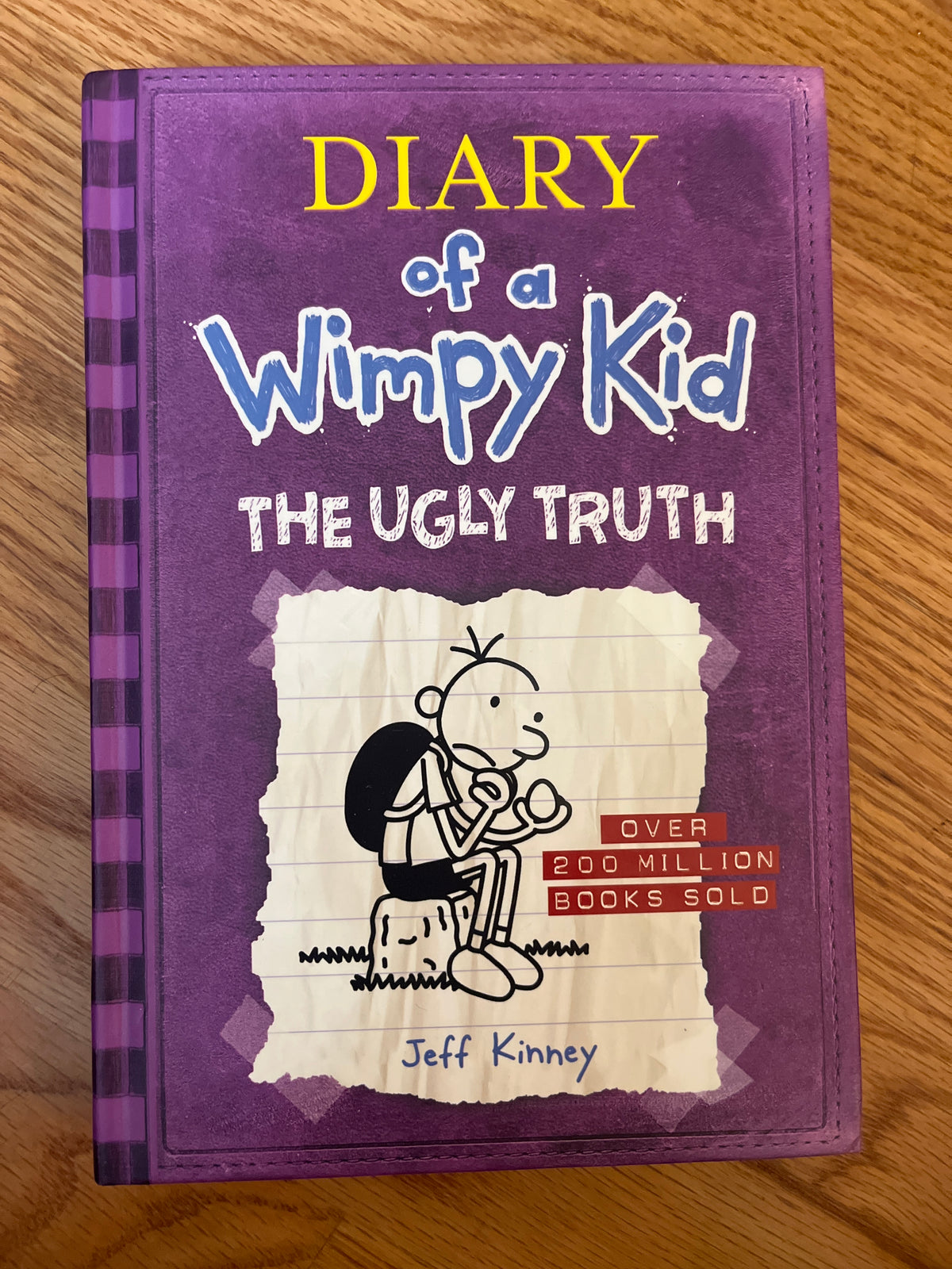 Diary of a Wimpy Kid The Ugly Truth hdcvr