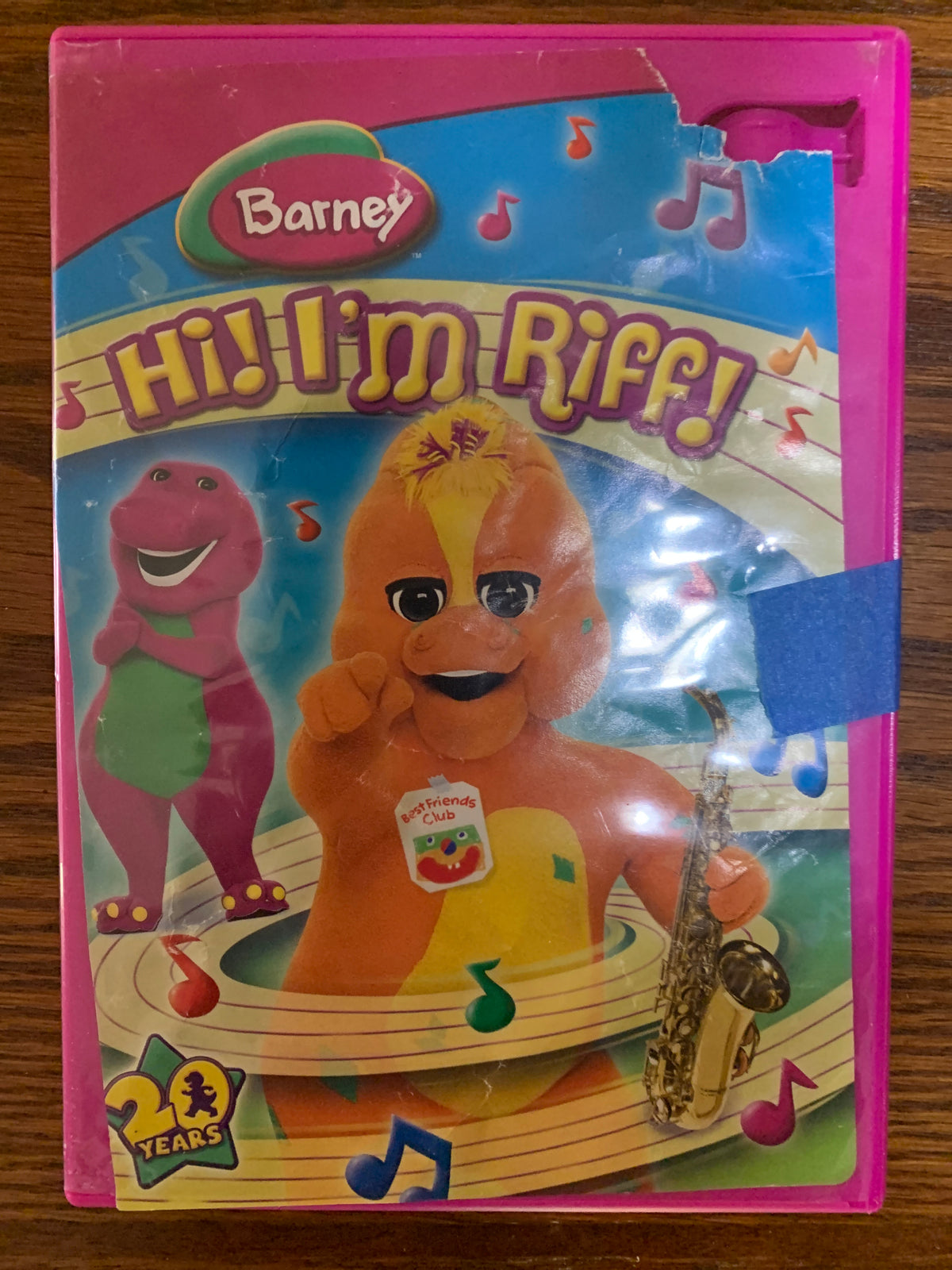 Hi! I'm Riff! Barney