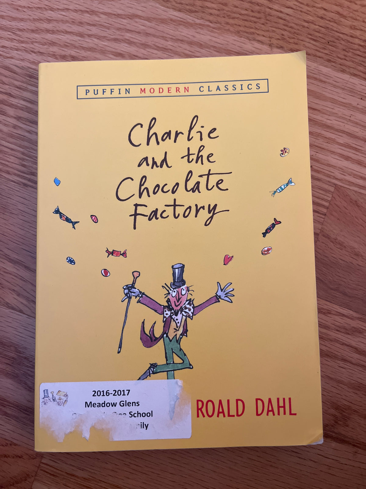 Charlie & the Chocolate Factory - Roald Dahl