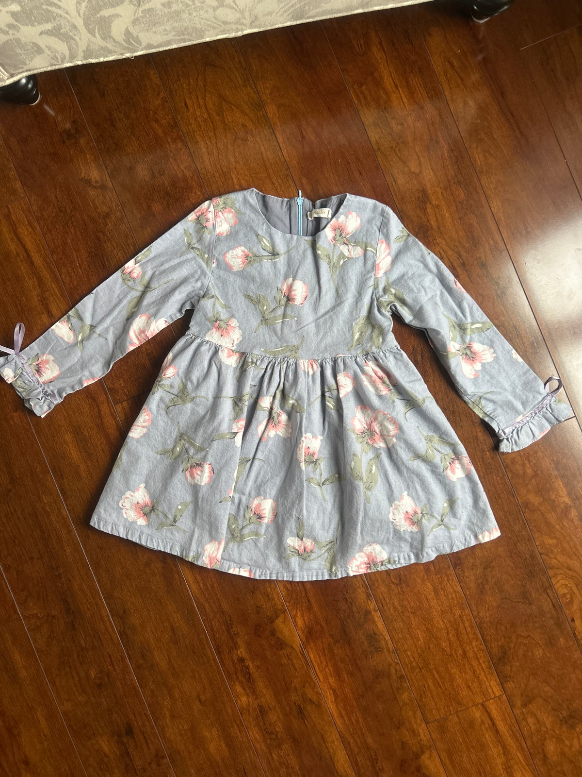 LS dress VGUC Adorable flowers, blue - size Youth - 6 (S)