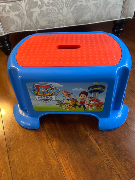 Paw Patrol step stool Plastic GUC