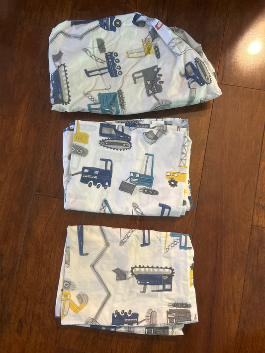 Toddler bedsheets VGUC Pottery barn kids