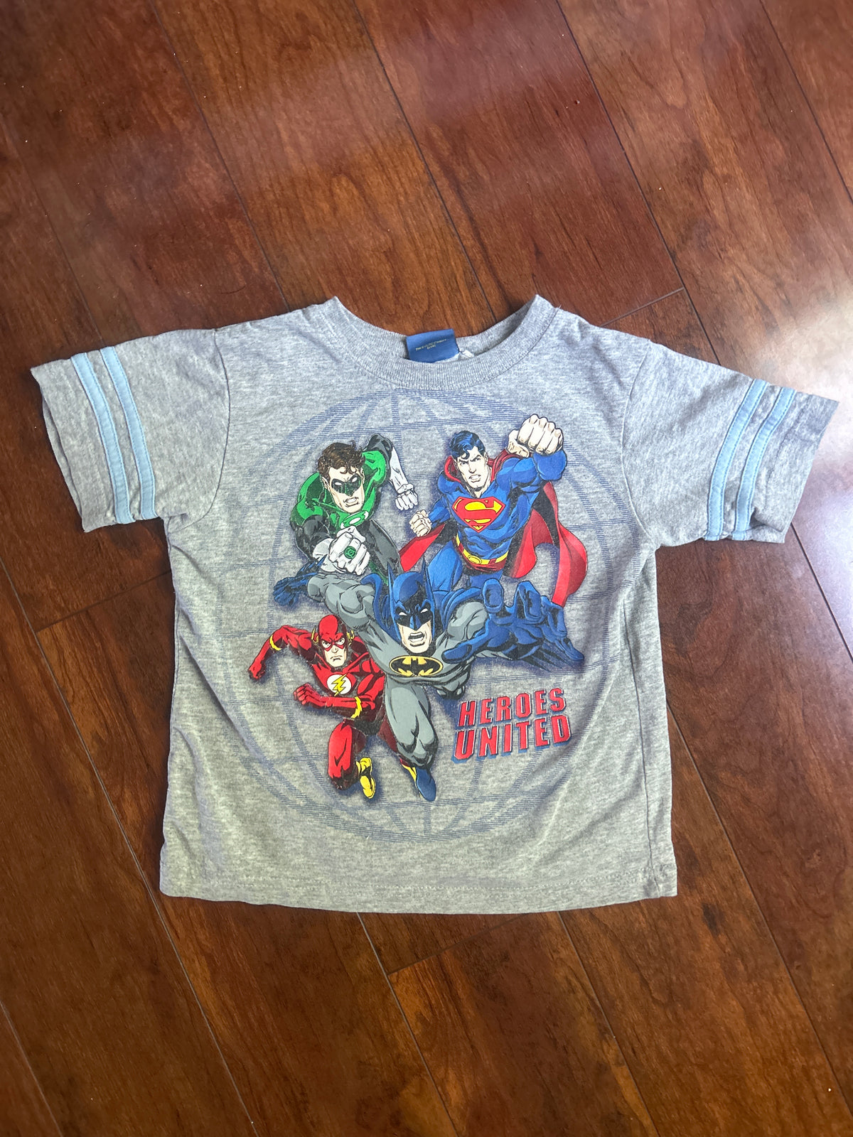 Superhero t-shirt GUC - size Youth - 5 (XS)