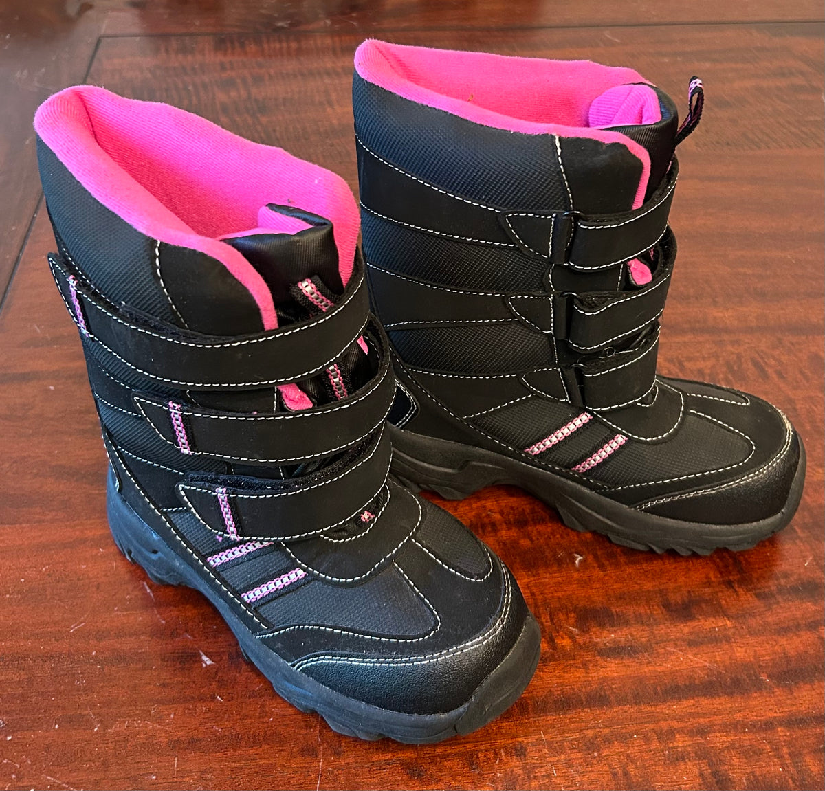 WINTER BOOTS NEW VERY WARM VELCROW - size Shoes - Kids 1