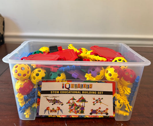 IQ BUILDER BUILDING SET LIKE NEW