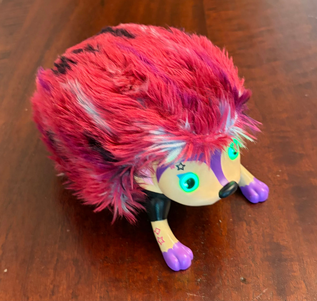 ZOOMER HEDGEHOG ROLLING GUC WTH BATERIES