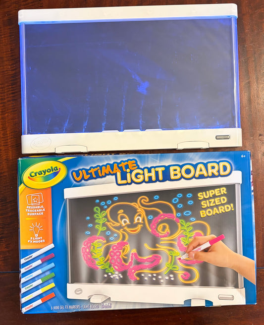 CRAYOLA LIGHT BOARD LED DRAWING BOARD