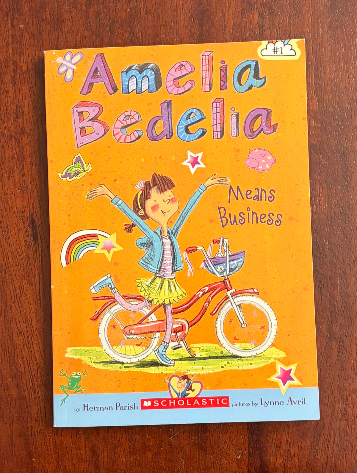AMELIA BEDELIA MEANS BUSINESS SCHOLASTIC