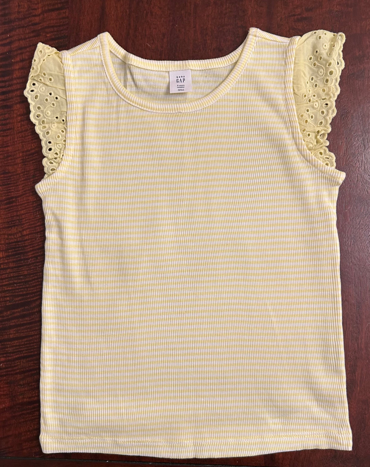 GAP SLEEVLESS TOP YELLOW STRIPE GUC - size Youth - 5 (XS)