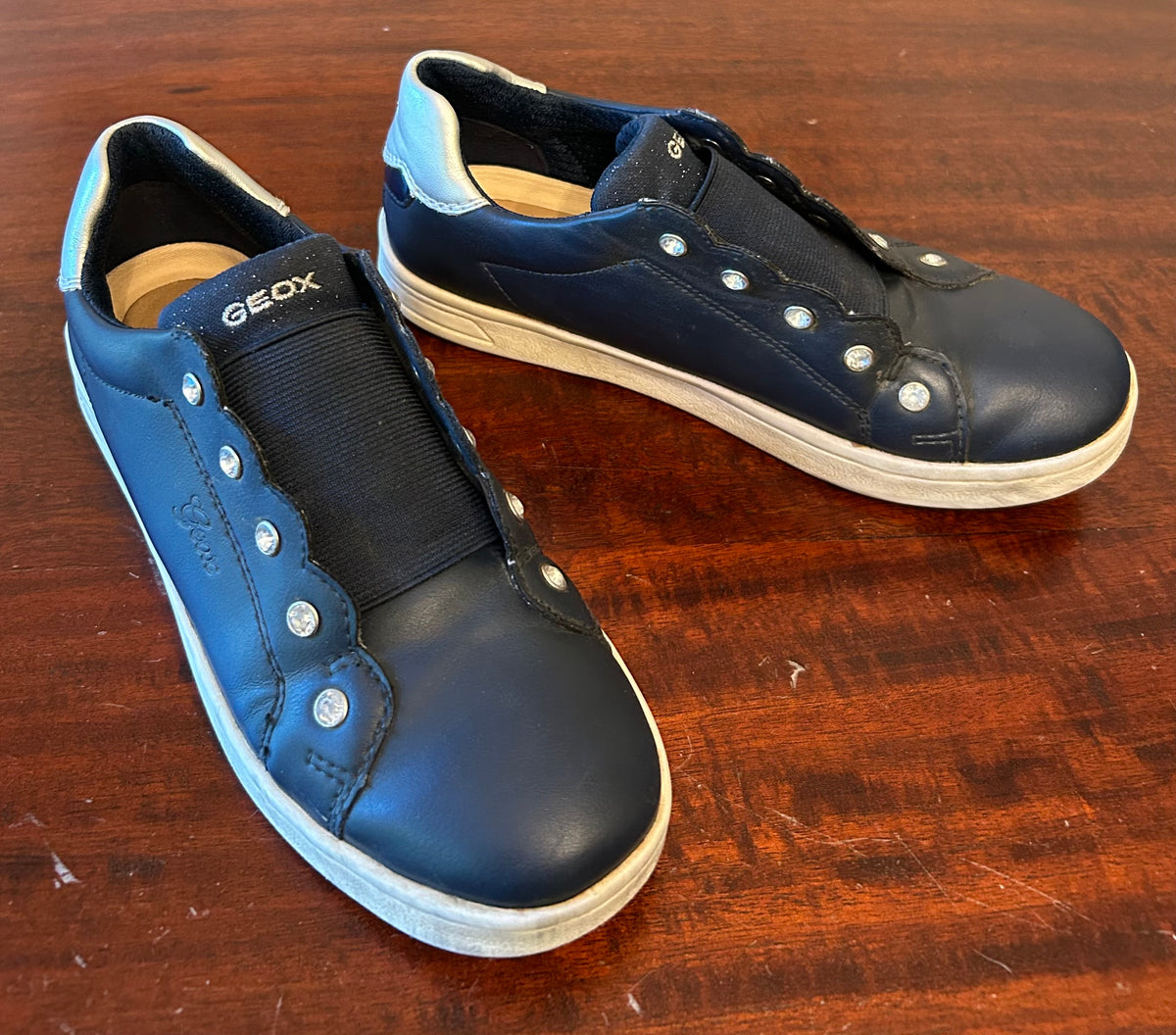 GEOX NAVY SLIP ON WALKER GUC - size Shoes - Kids 3