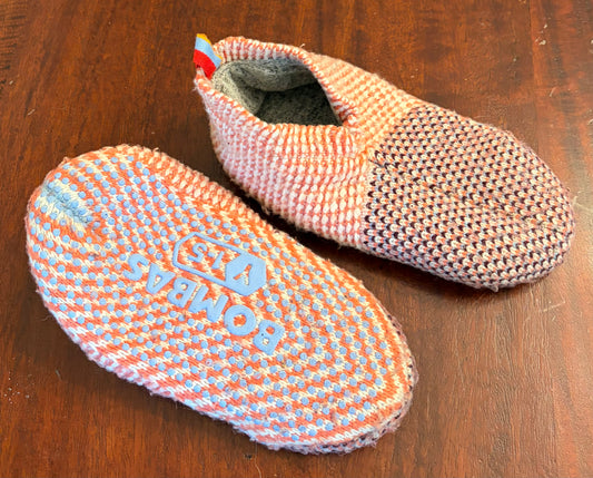 BOMBAS SLIPPERS GRIPPER 1-5 GUC - size Shoes - Kids 1 1/2