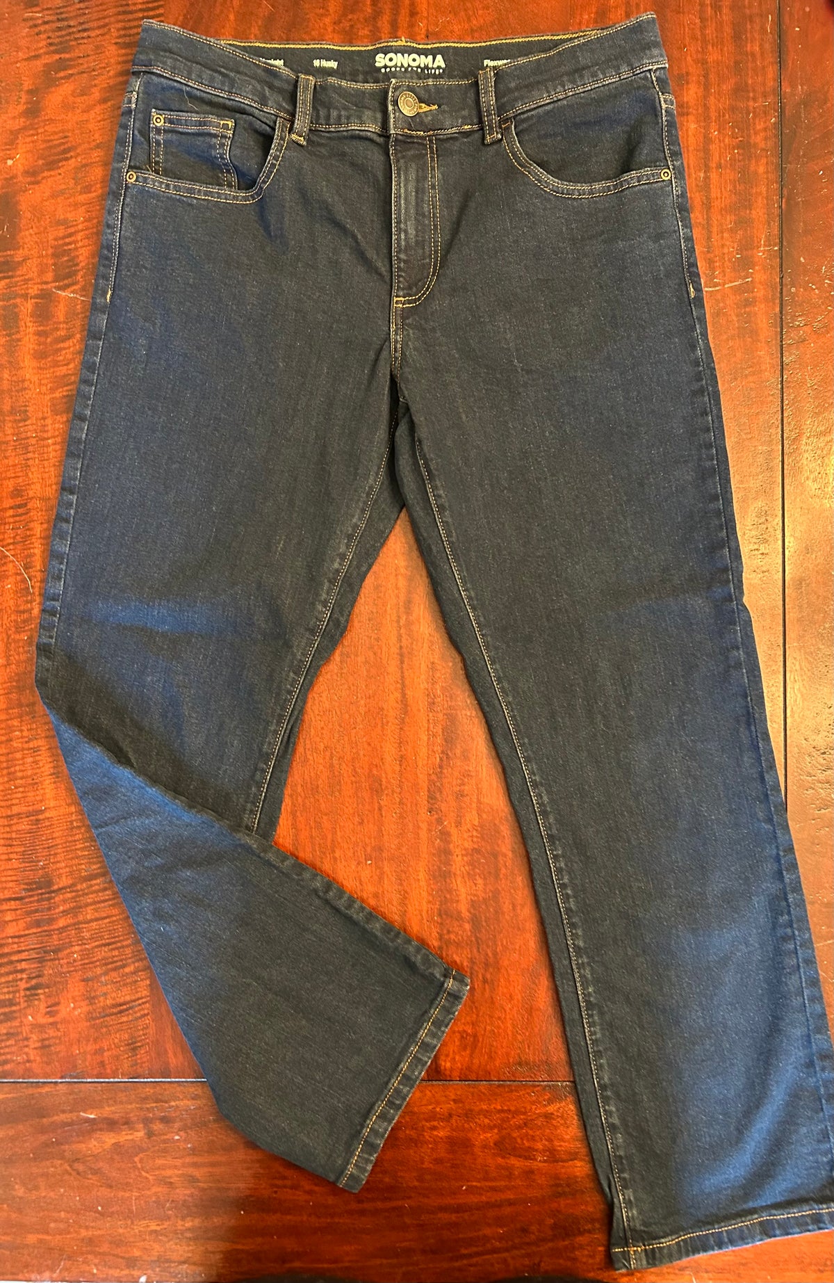 SONOMA HUSKY JEANS EUC LIKE NEW - size Youth - 16 (XL)