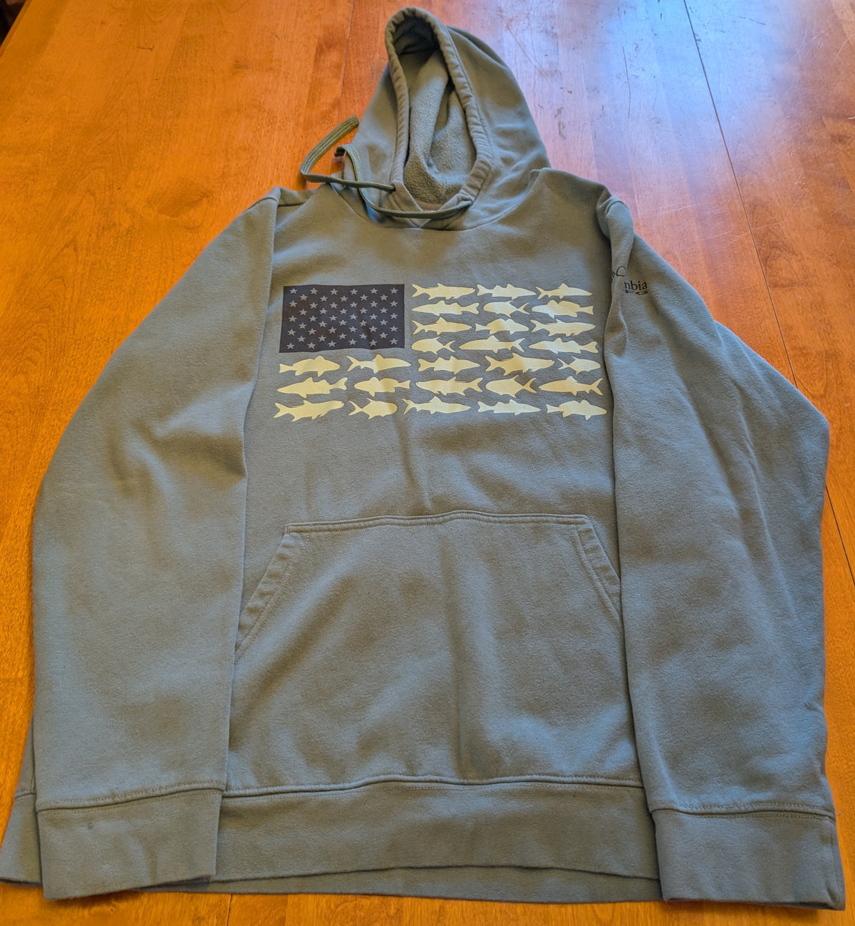 Teal hoodie Shark flag - size Teen/Men - M (32-34)