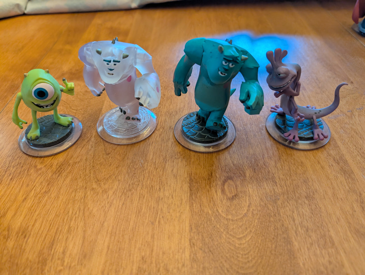 Disney infinity charactr Sulley, wazowski, randal