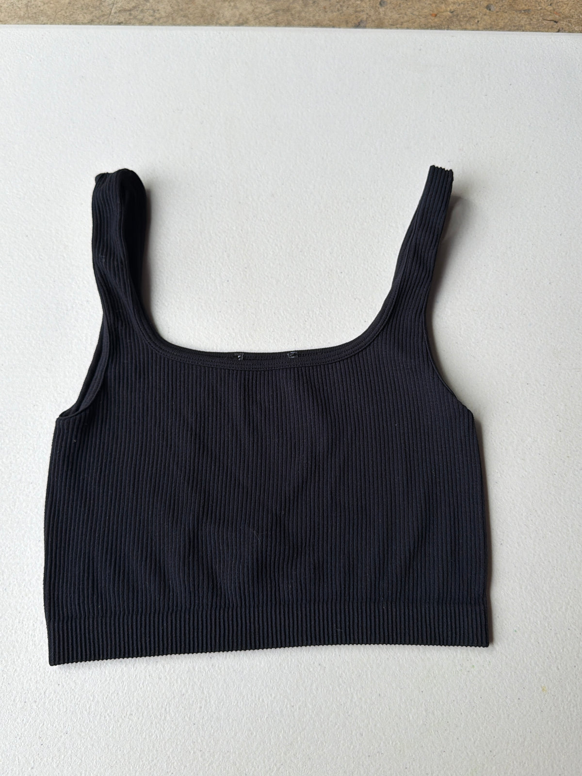 Black ribbed tank - size Junior - S (3/5)