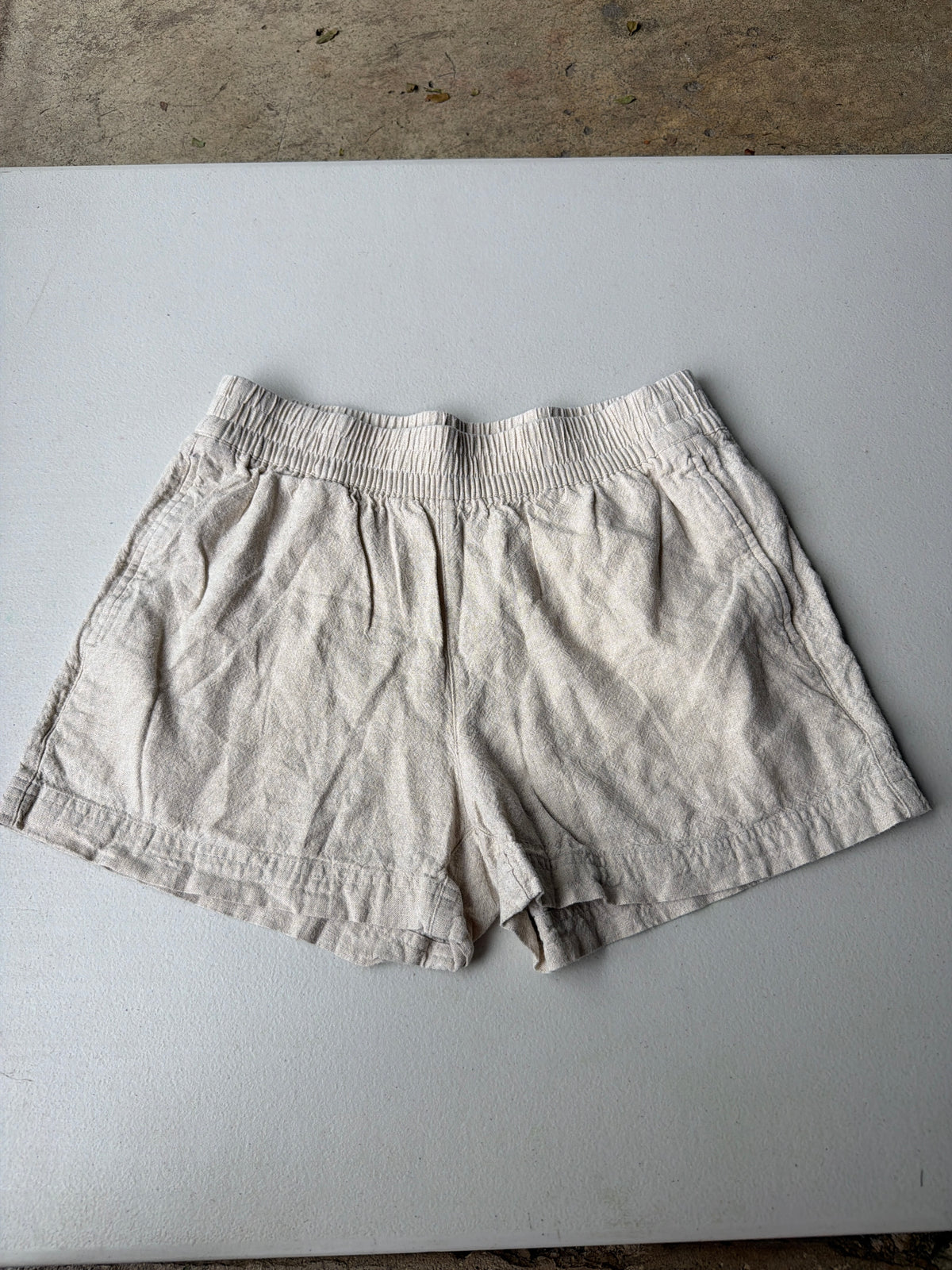 Old Navy cream Linen shorts - size Women - S (4/6)