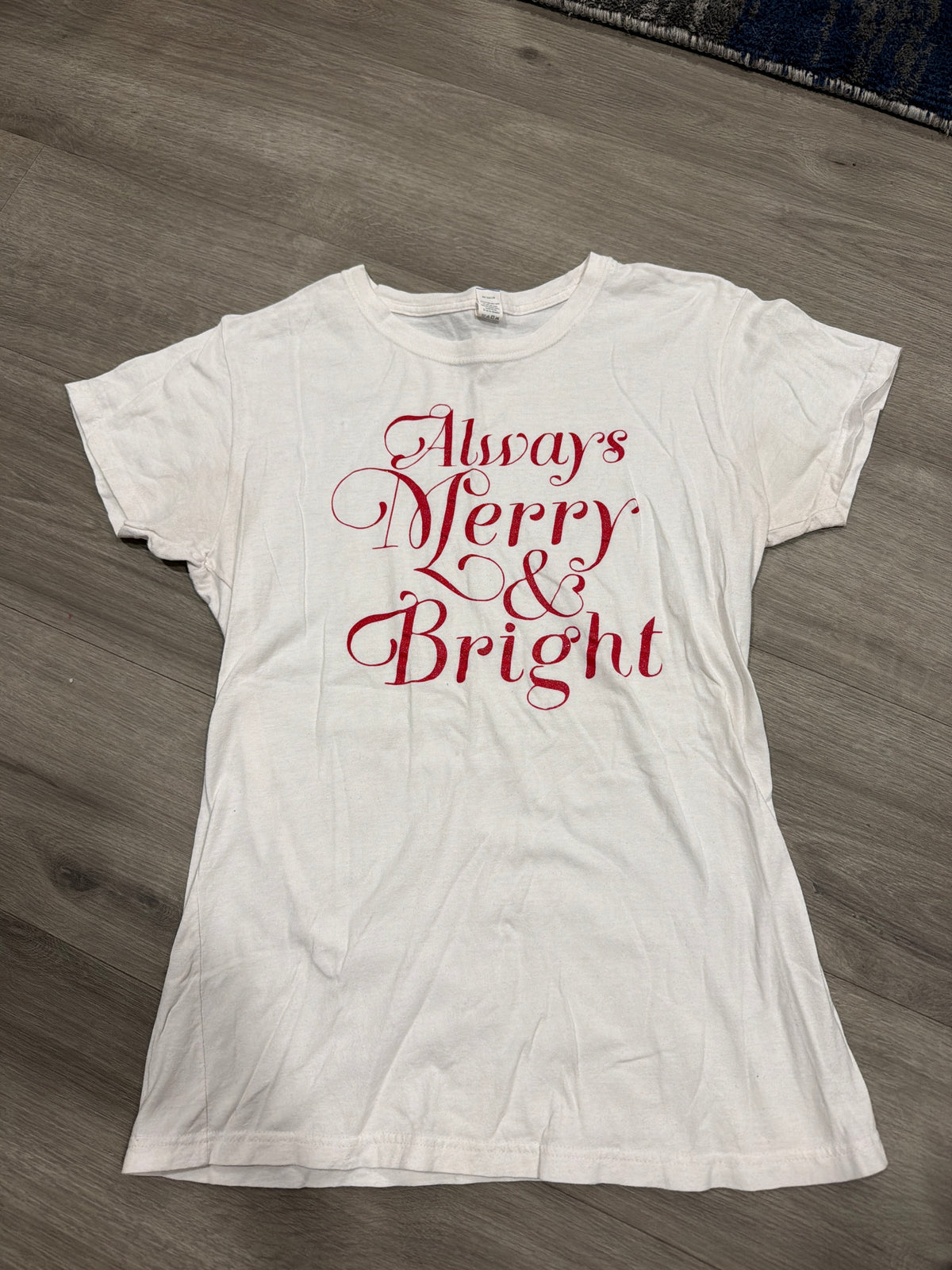 Always Merry and Bright white Tshirt - size Women - L (12/14)