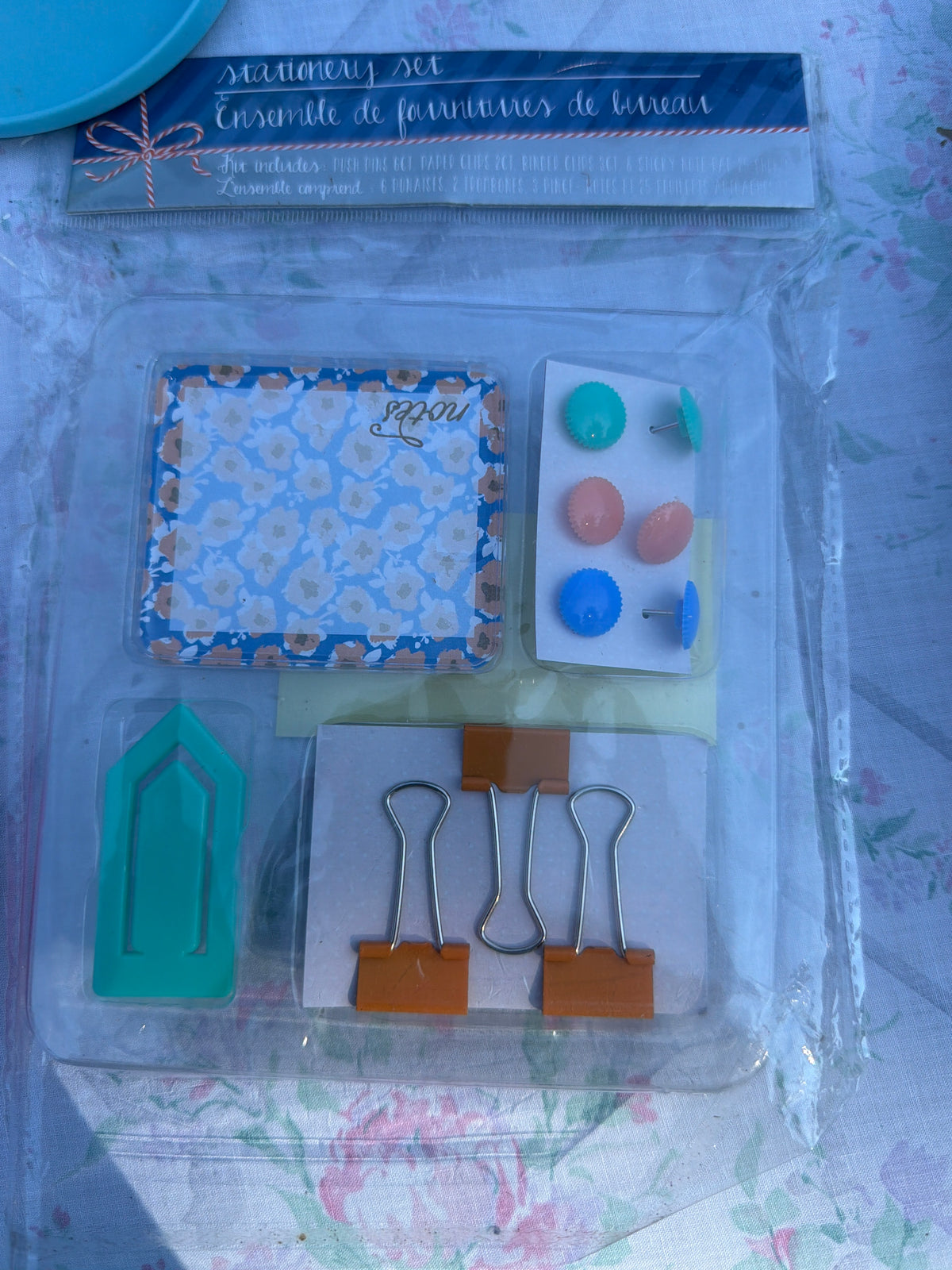 Locker stationary set