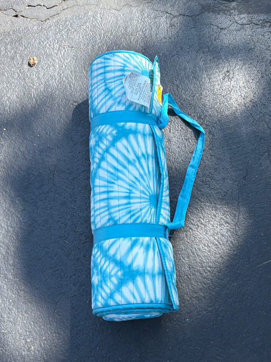 New Blue passed beach mat