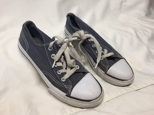 *** Airwalk blue chuck- style shoes - size Shoes - Kids 1 1/2