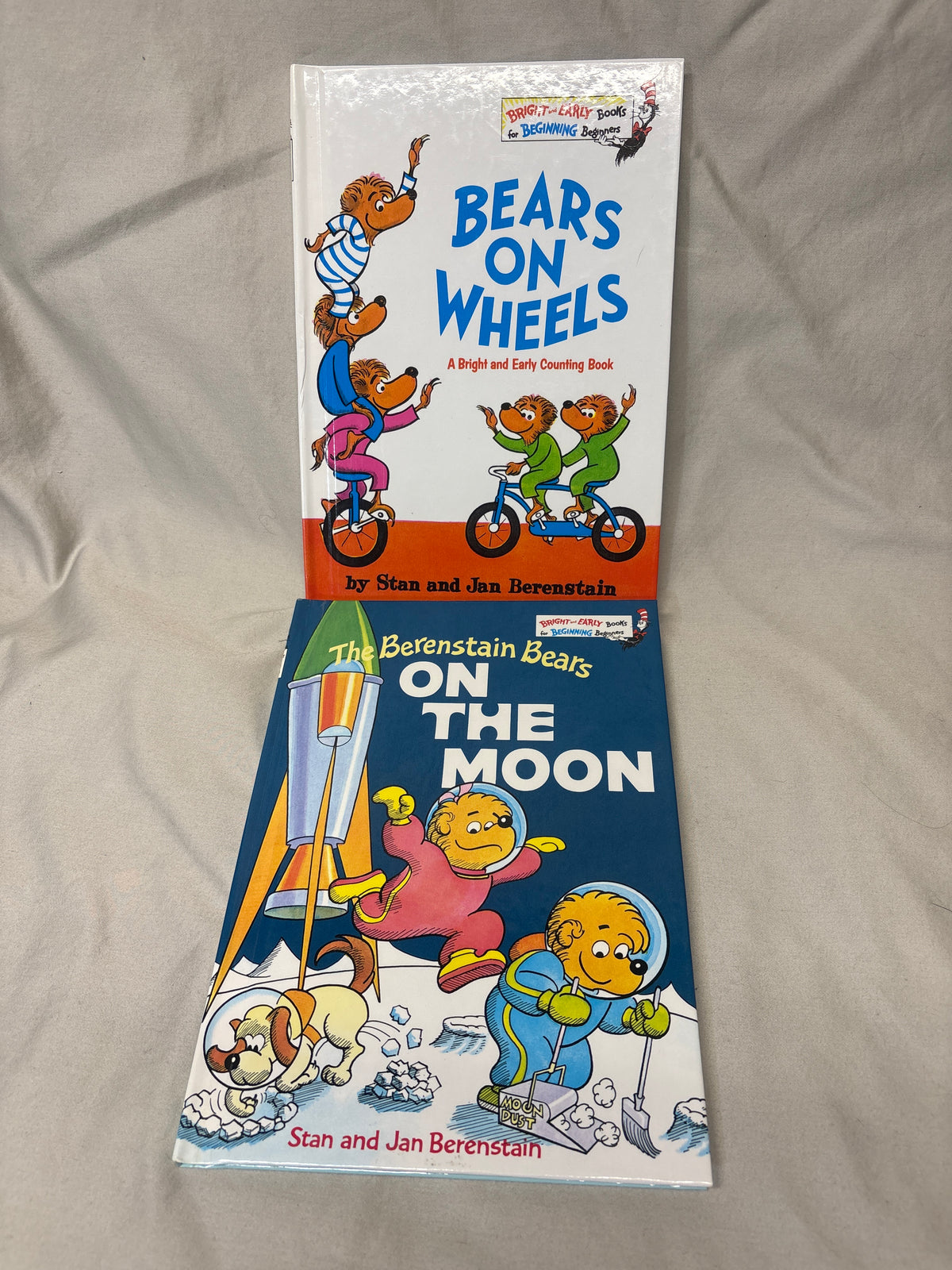 2 book set - Berenstain Bears - Bears on Wheels,