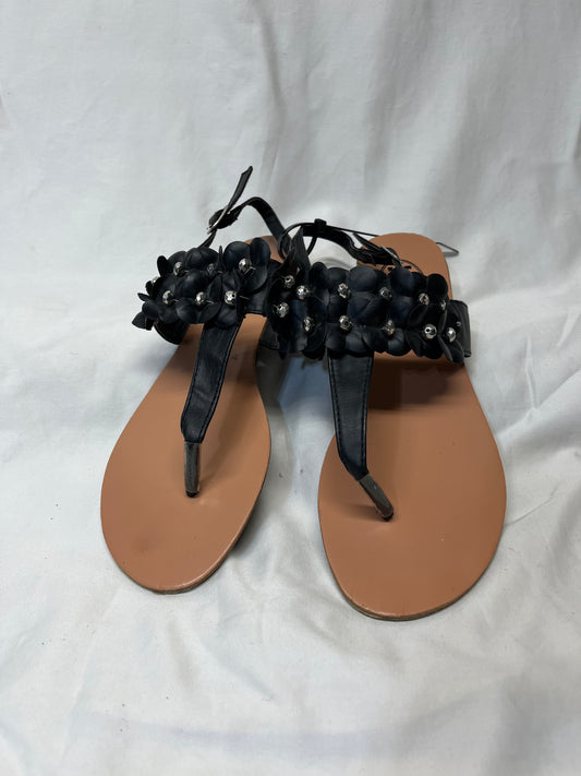 If Carnini black sandals studded straps - size Shoes - Adult 6