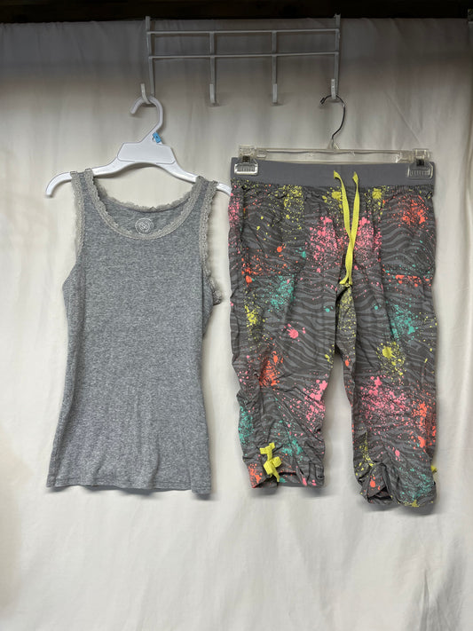 SO grey paint splatter capris & grey lace tank - size Youth - 16 (XL)